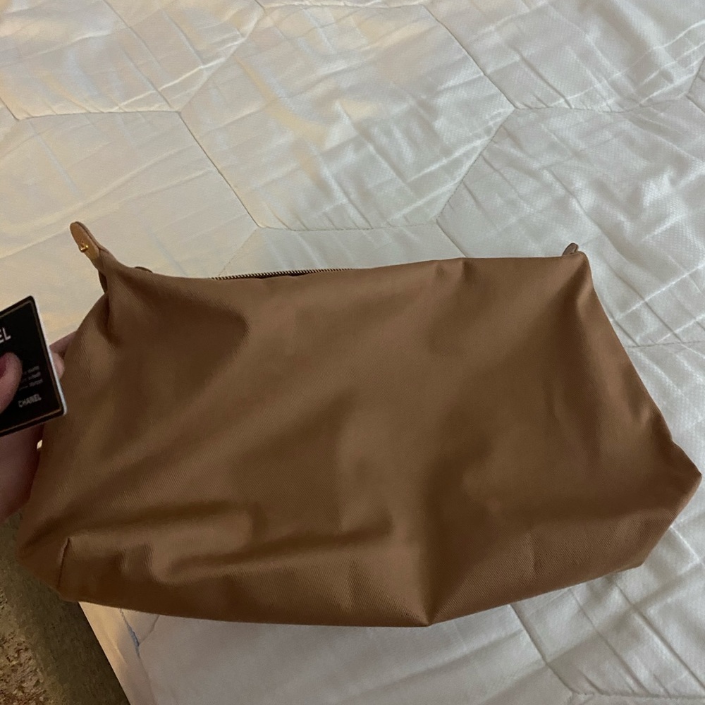 Chanel tote - Picture 8 of 10